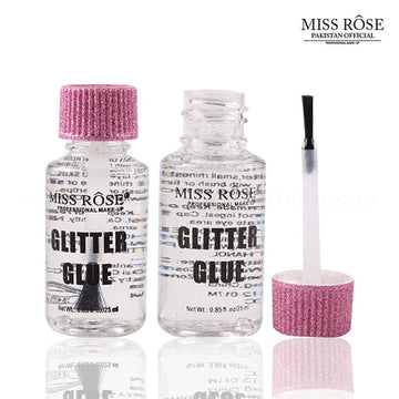 Glitter Blue Eyeshades – Bold, Sparkling & Long-Lasting Eye Makeup